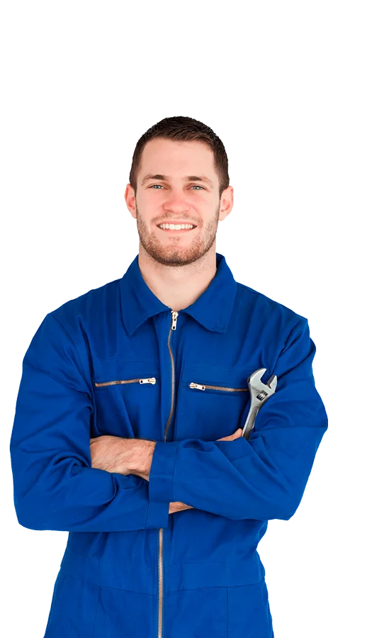 Técnico de Servirefriauto listo para atenderte